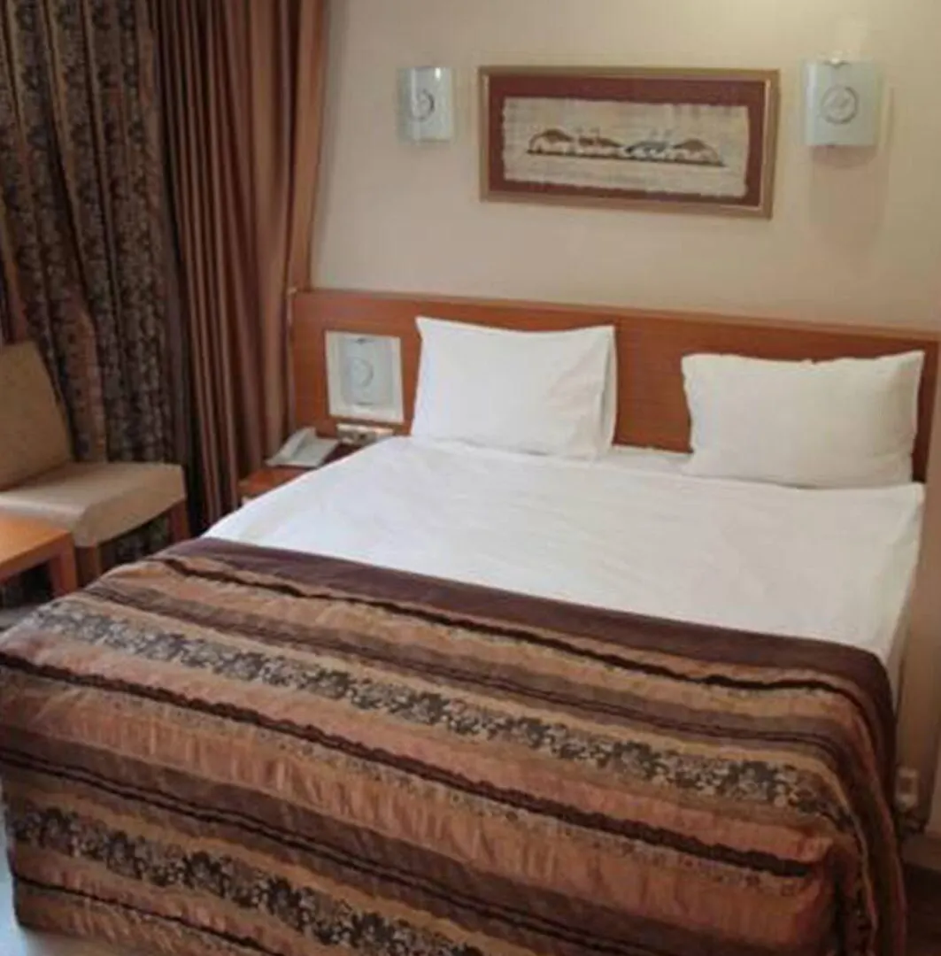 Bc Burhan Cacan Hotel & Spa & Cafe Istanbul