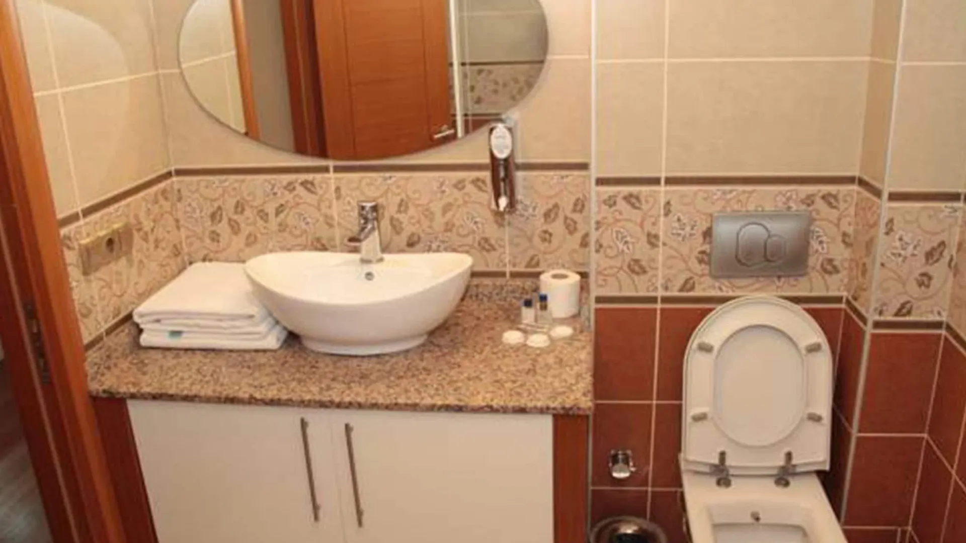 Bc Burhan Cacan Hotel & Spa & Cafe Istanbul
